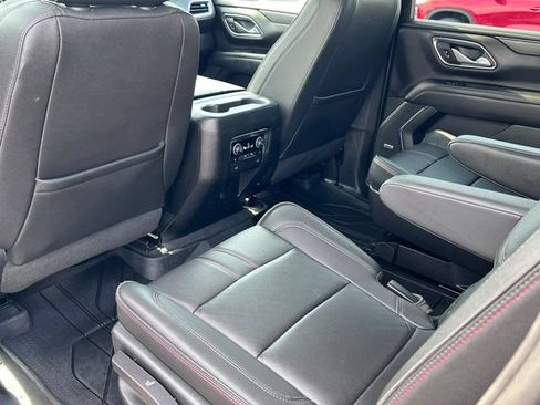 Used 2022 Chevrolet Suburban RST w/ Luxury Package AWD/4WD image 40