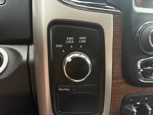 Used 2017 RAM 2500 Laramie w/ Sport Appearance Group image 43