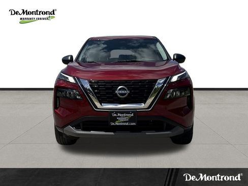 Used 2023 Nissan Rogue S AWD/4WD image 2