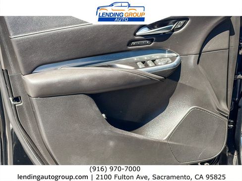 Used 2020 Cadillac XT4 Premium Luxury w/ Cold Weather Package FWD image 19