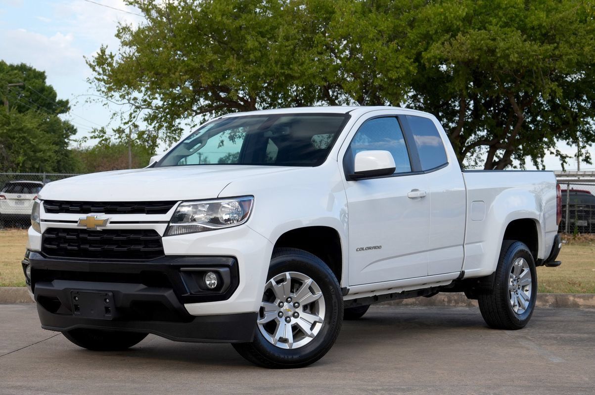 Used 2022 Chevrolet Colorado LT w/ LT Convenience Package RWD image 2