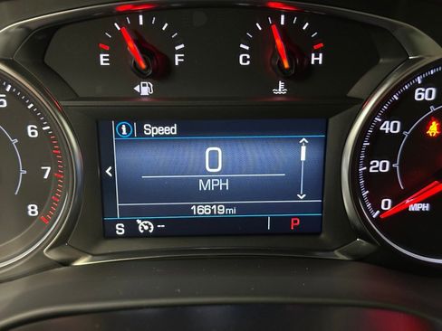 Certified 2023 GMC Acadia SLE w/ Driver Convenience Package image 10