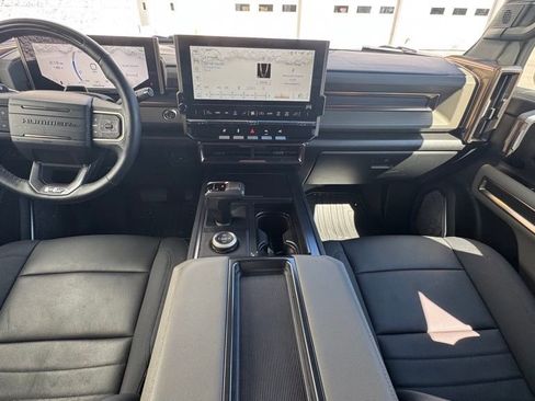 Used 2025 GMC Hummer EV 3X image 17