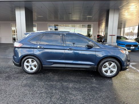 Used 2017 Ford Edge SE image 8