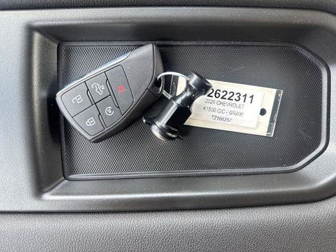 Certified 2026 Chevrolet Silverado 1500 LT image 24