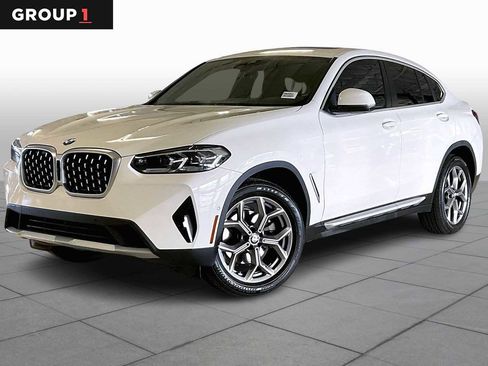 Certified 2024 BMW X4 xDrive30i w/ Premium Package image 1