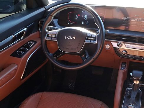 Used 2025 Kia Telluride EX X-Line image 16