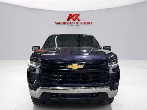 Used 2024 Chevrolet Silverado 1500 LT AWD/4WD image 10