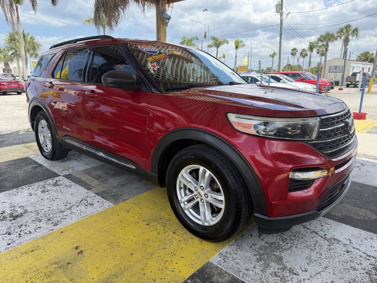 Used 2020 Ford Explorer XLT w/ Equipment Group 202A RWD image 3