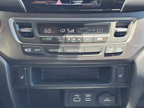 Used 2024 Honda Passport EX-L image 27