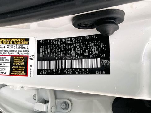 Used 2021 Toyota Avalon XLE w/ Carpet Mat Package (TMS) image 33