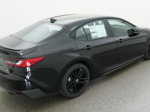 New 2026 Toyota Camry SE image 12