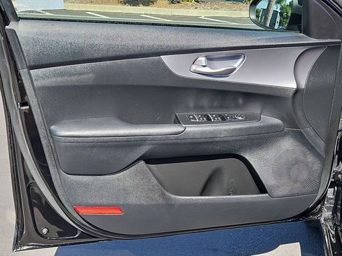 Used 2022 Kia Forte LXS image 14