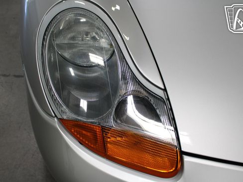 Used 2001 Porsche Boxster S RWD image 18