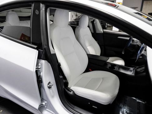 Used 2021 Tesla Model 3 Long Range image 29