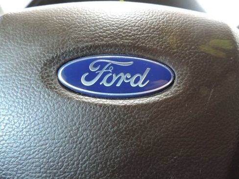 Used 2019 Ford F150 King Ranch w/ Equipment Group 601A Luxury AWD/4WD image 39
