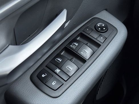 Used 2021 RAM 1500 Big Horn image 33