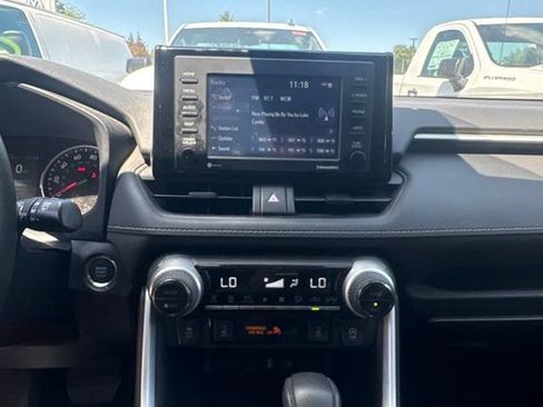Used 2022 Toyota RAV4 XLE w/ Convenience Package AWD/4WD image 20