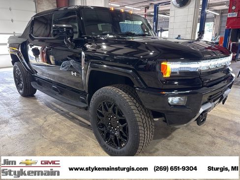 New 2026 GMC Hummer EV 4x4 Crew Cab image 9