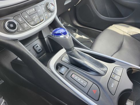 Used 2018 Chevrolet Volt LT w/ LT Driver Confidence Package FWD image 29
