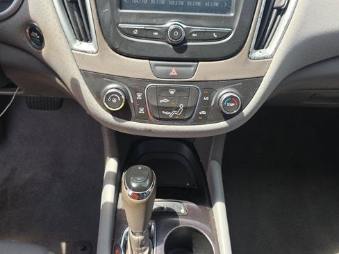 Used 2016 Chevrolet Malibu LS FWD image 12
