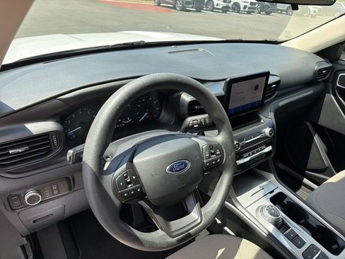 Used 2020 Ford Explorer 2WD image 16