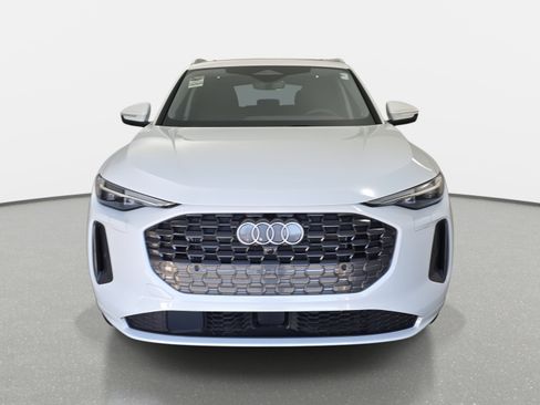 New 2025 Audi Q5 Prestige image 2