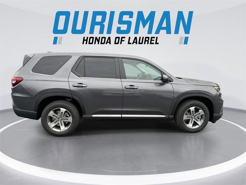 New 2025 Honda Pilot EX-L image 9