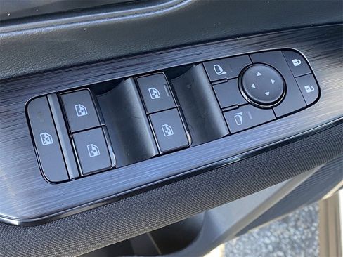 New 2026 Nissan Kicks S FWD image 22