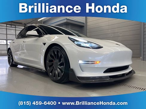 Used 2022 Tesla Model 3 Performance image 1