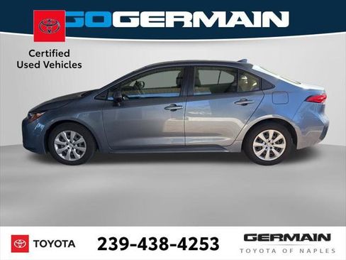 Certified 2022 Toyota Corolla LE image 3