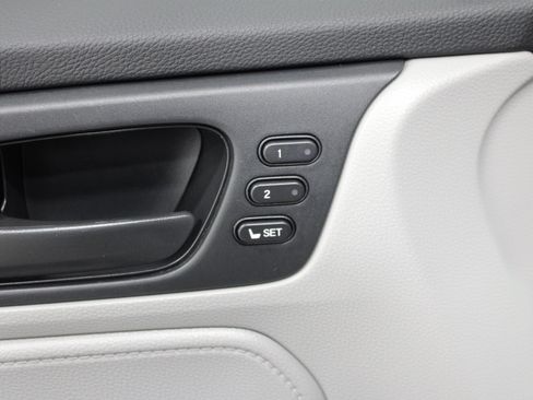Used 2024 Honda Odyssey EX-L image 8