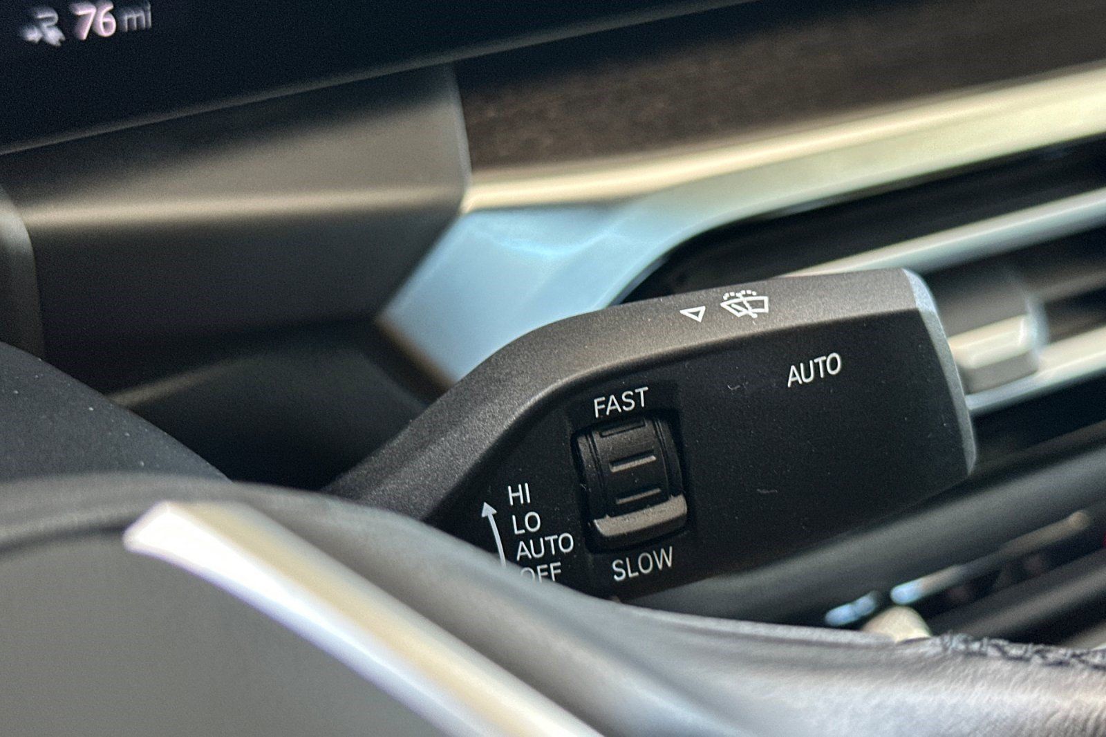 Certified 2024 BMW i4 eDrive35 w/ Convenience Package RWD image 33
