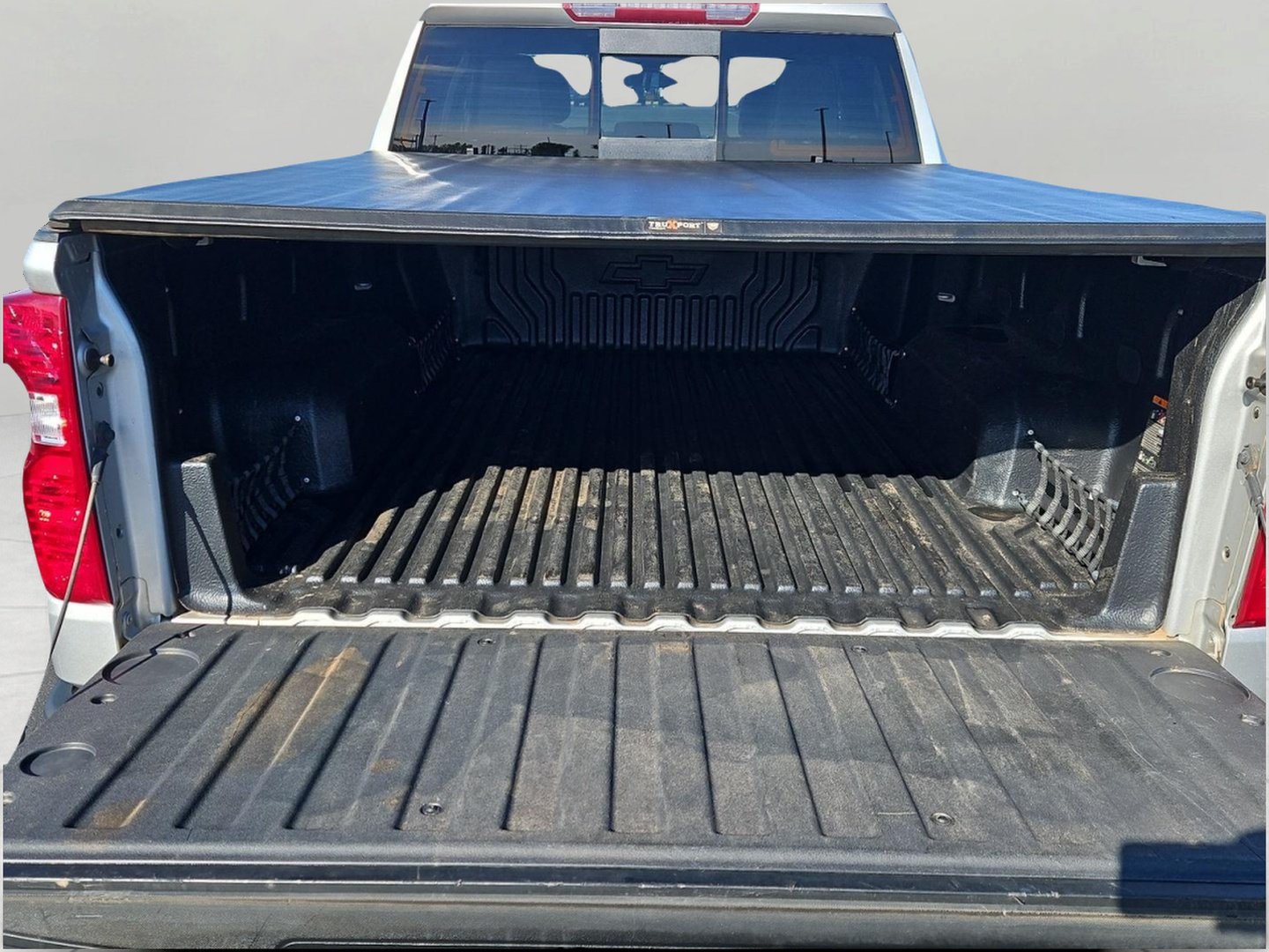 Used 2019 Chevrolet Silverado 1500 LT w/ All-Star Edition AWD/4WD image 9