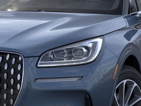 New 2025 Lincoln Corsair Grand Touring w/ Towing Package image 18