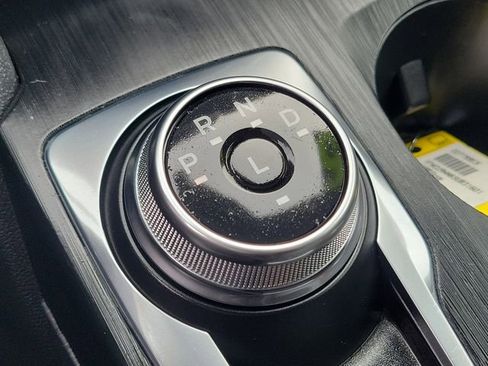 Certified 2025 Ford Escape ST-Line image 16