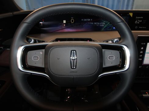 New 2026 Lincoln Nautilus Reserve image 11