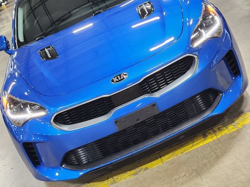 Used 2019 Kia Stinger Premium RWD image 19