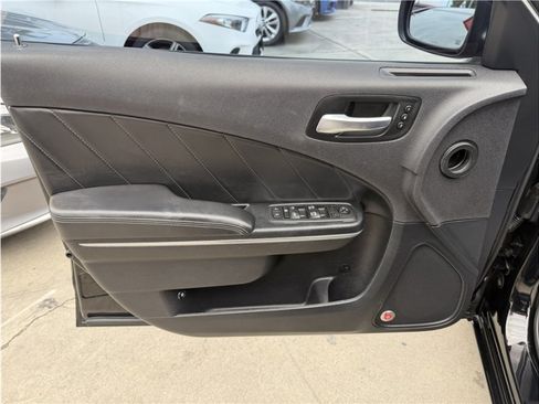 Used 2015 Dodge Charger R/T RWD image 16