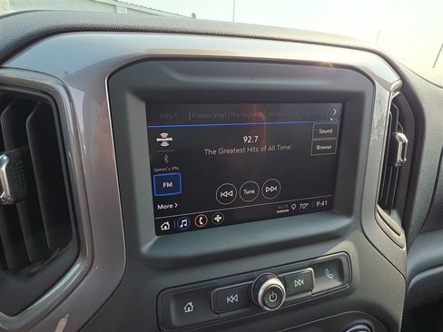 Used 2022 Chevrolet Silverado 1500 Custom image 12