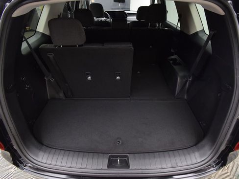 Used 2022 Hyundai Palisade SE image 34