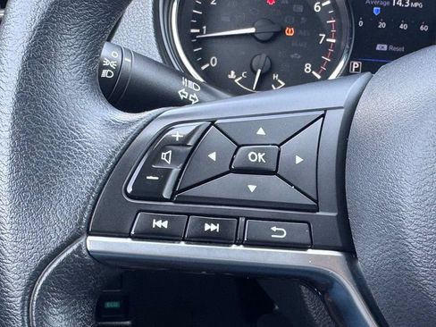 Used 2019 Nissan Rogue Sport S FWD image 8