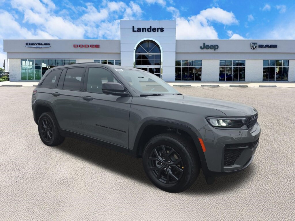 New 2027 Jeep Grand Cherokee Altitude RWD image 1