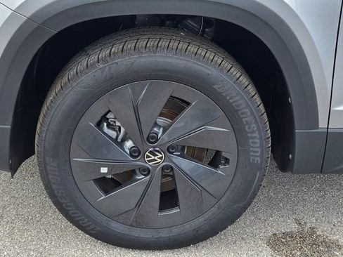 New 2026 Volkswagen Taos S FWD image 10