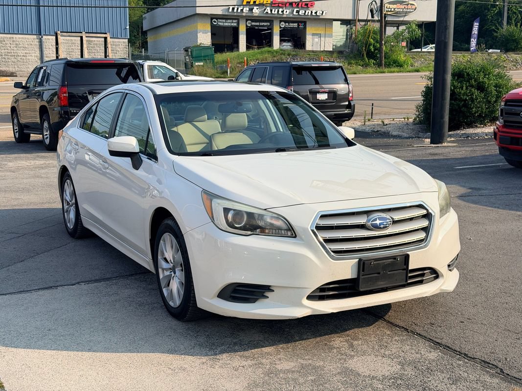 Used 2015 Subaru Legacy 2.5i Premium w/ Moonroof Package AWD/4WD image 8