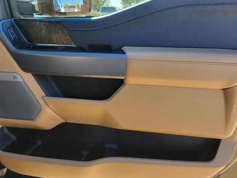 Used 2024 Ford F250 Lariat w/ FX4 Off-Road Package image 15