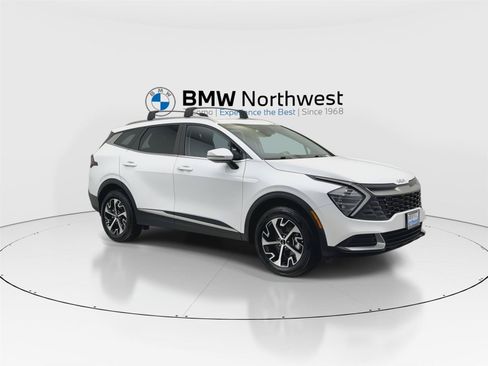Used 2024 Kia Sportage EX AWD/4WD image 6