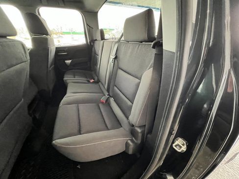 Used 2018 Chevrolet Silverado 1500 LT w/ All Star Edition image 26