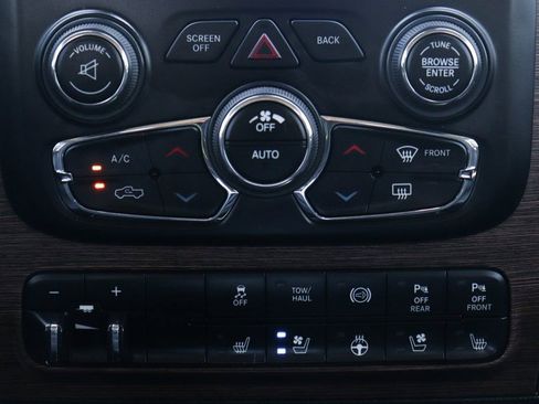 Used 2017 RAM 2500 Laramie image 28