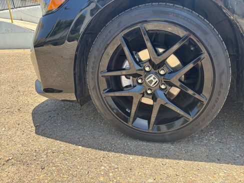 Used 2025 Honda Civic Sport image 29